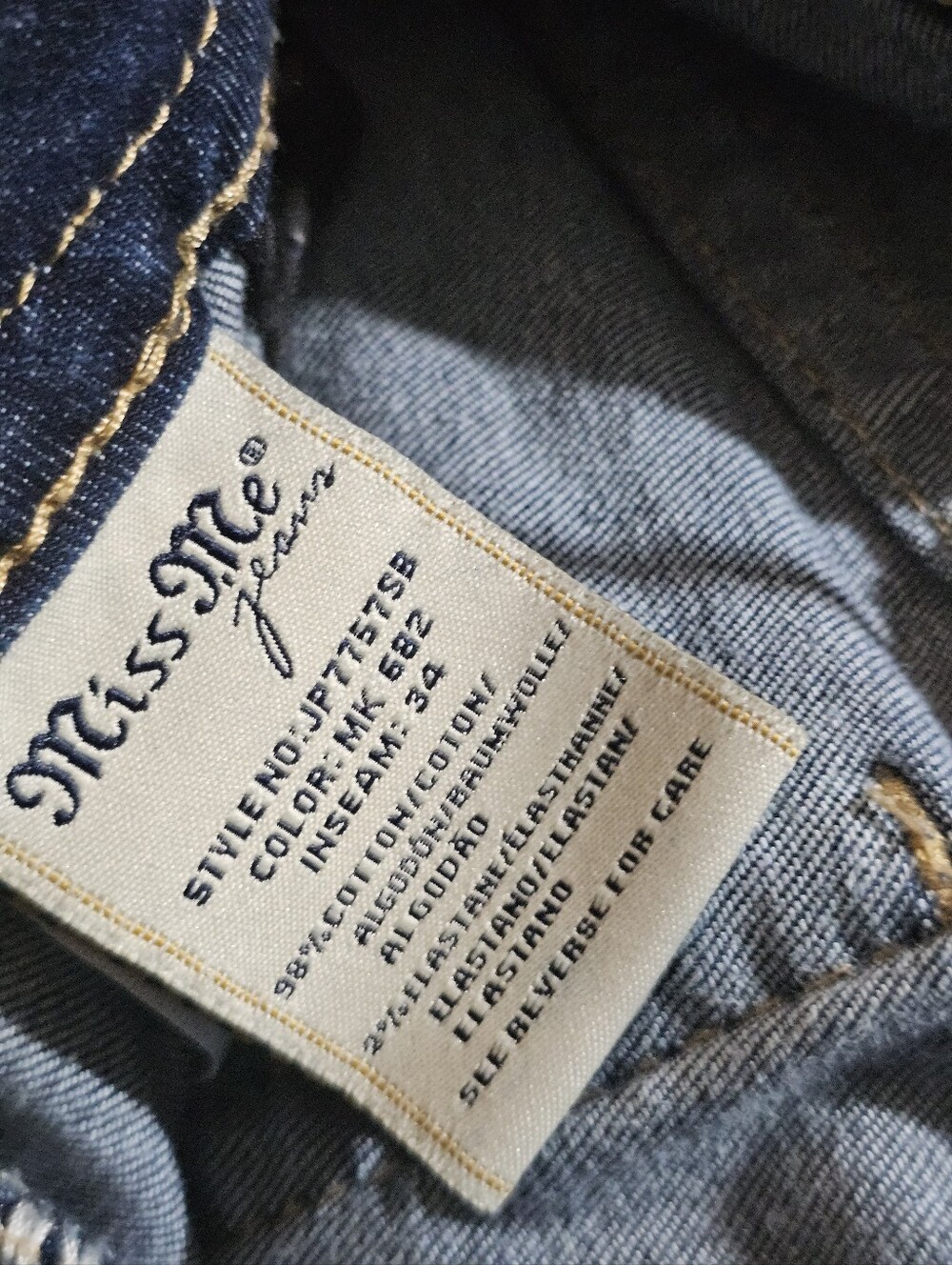 Miss Me Women’s Blue Washed Embroidered Pocket Jeans - Picture 10 of 10